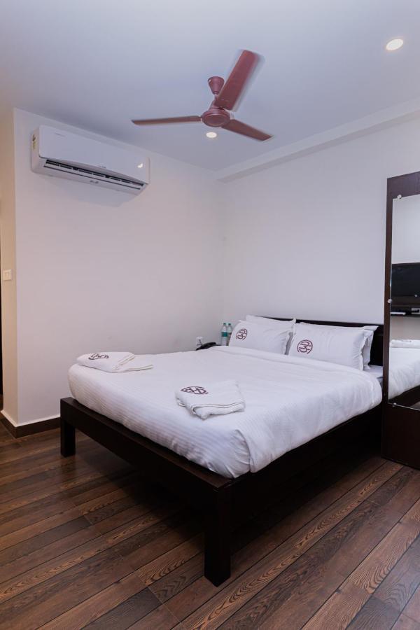 Hotel Mookambika Comforts Tirupati Dış mekan fotoğraf