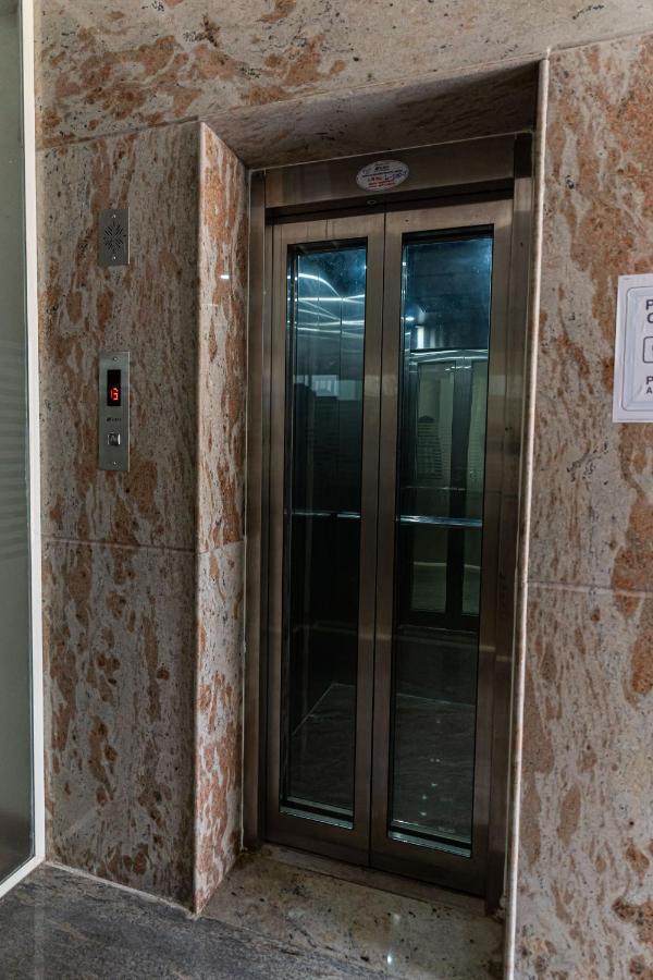 Hotel Mookambika Comforts Tirupati Dış mekan fotoğraf